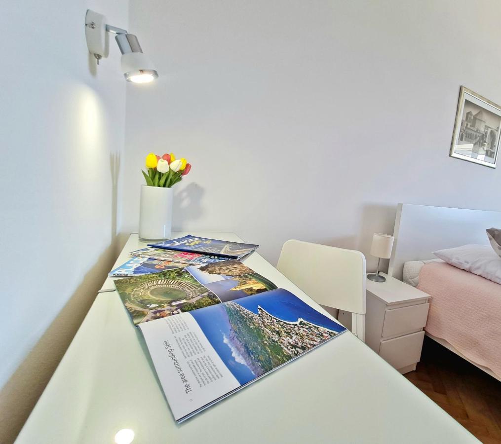 The View Apartment Split Extérieur photo
